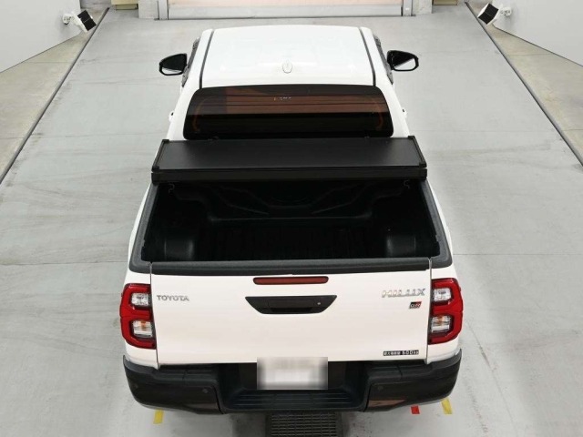 Toyota HILUX 2022 8051016-8