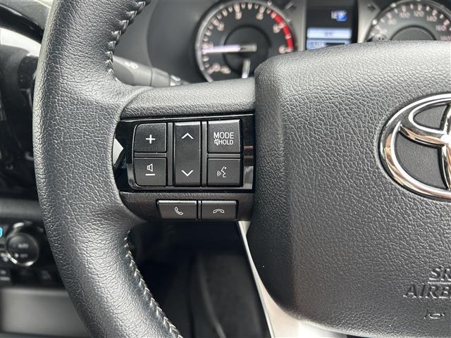 Toyota HILUX 2022 8051135-10