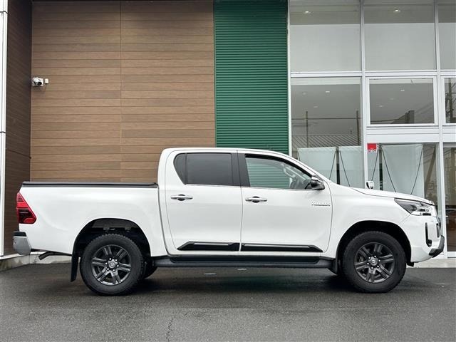 Toyota HILUX 2022 8051135-21