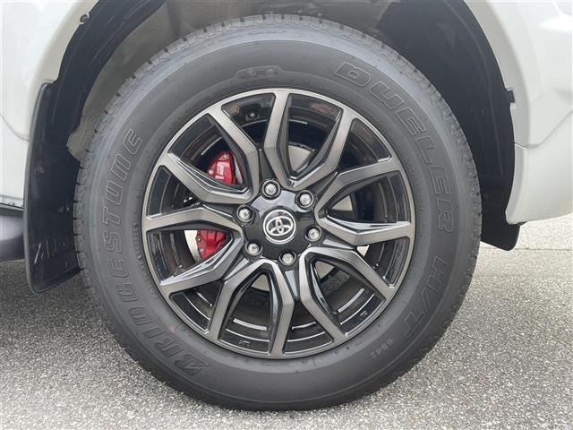 Toyota HILUX 2024 8051154-8