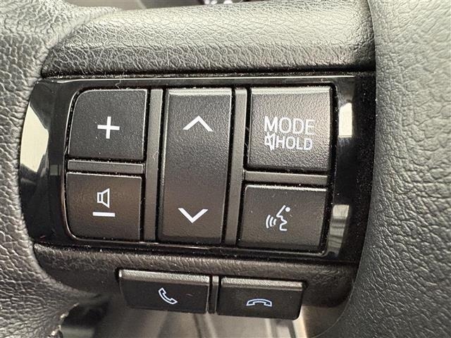 Toyota HILUX 2021 8051155-1