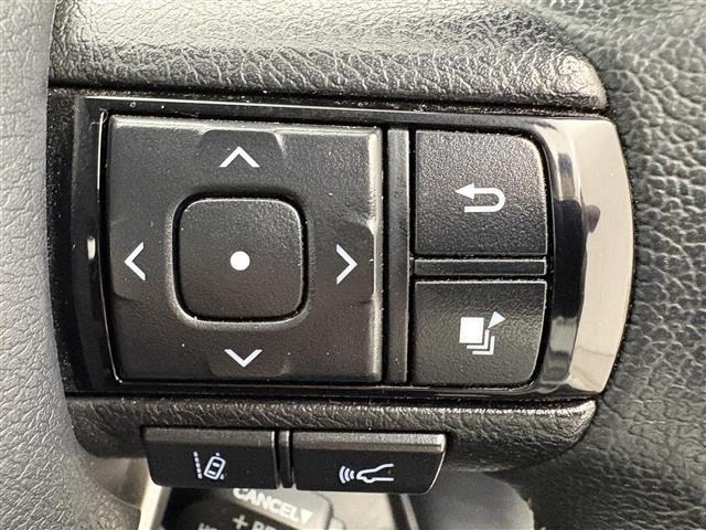 Toyota HILUX 2021 8051155-21