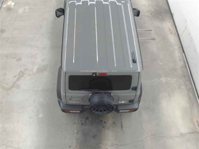 Suzuki JIMNY SIERRA 2023 8050060-10