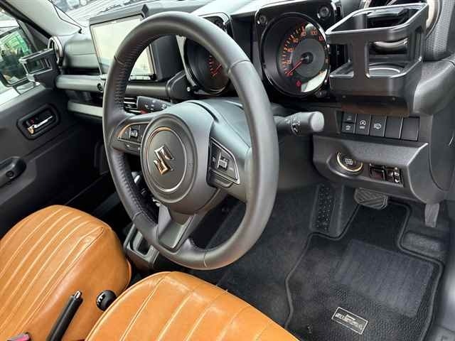 Suzuki JIMNY SIERRA 2023 8050060-3