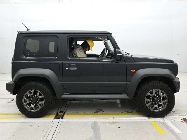 Suzuki JIMNY SIERRA 2025 8050061-3