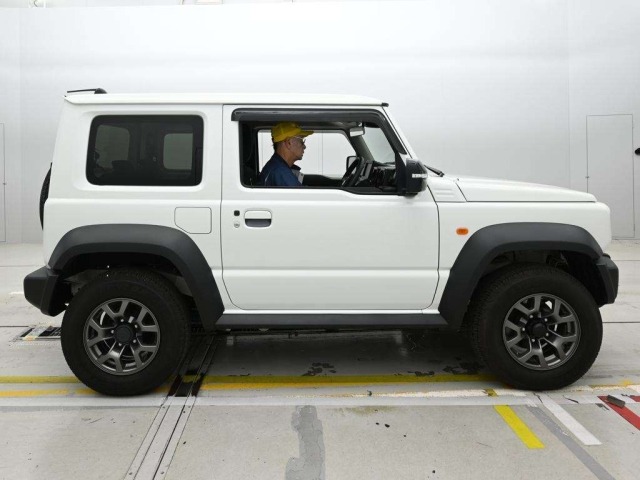Suzuki JIMNY SIERRA 2023 8050063-3