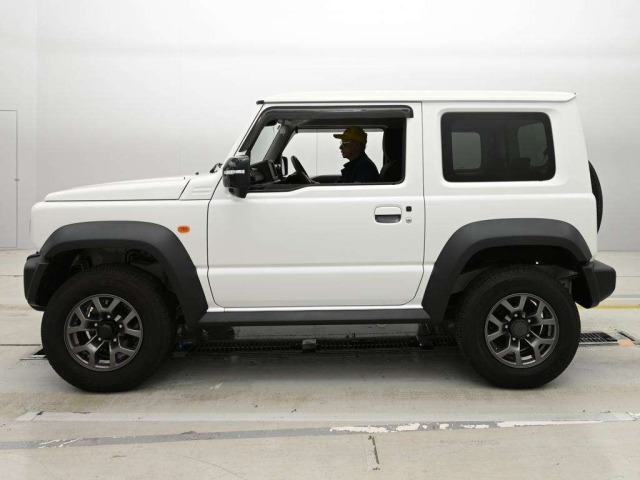 Suzuki JIMNY SIERRA 2023 8050063-4