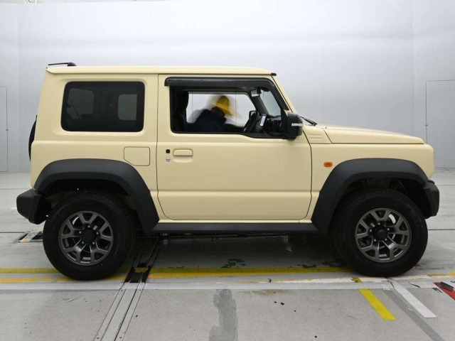 Suzuki JIMNY SIERRA 2023 8050065-3
