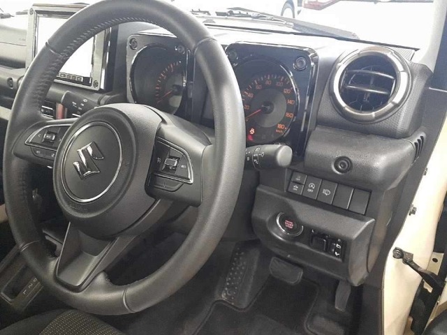Suzuki JIMNY SIERRA 2023 8050065-9