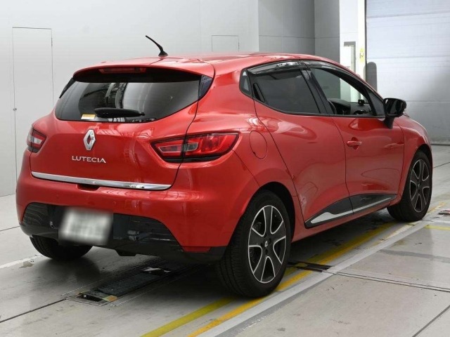 Renault LUTECIA 2016 8050654-1