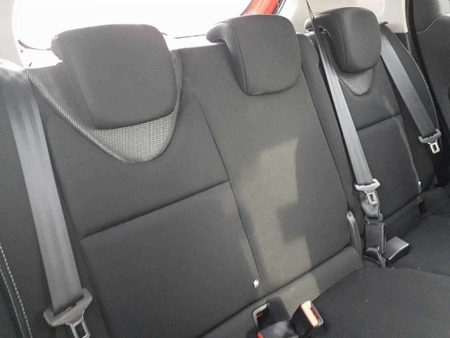 Renault LUTECIA 2016 8050654-11