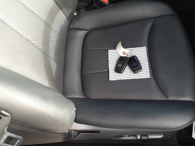 Toyota Mirai 2020 8050084-10