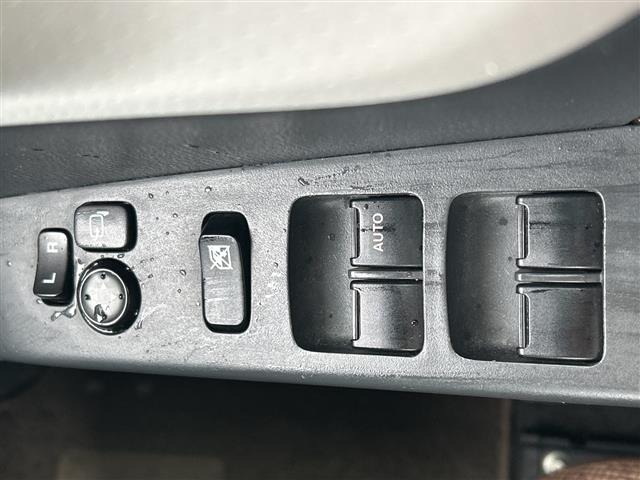 Nissan MOCO 2011 8050323-28