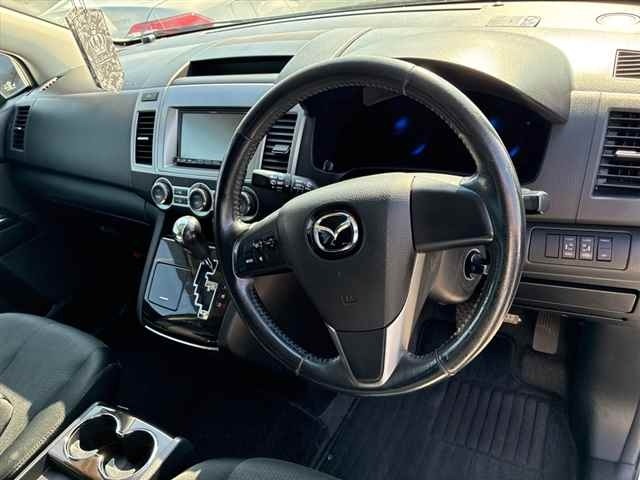 Mazda MPV 2011 8048880-3