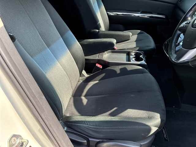 Mazda MPV 2011 8048880-7