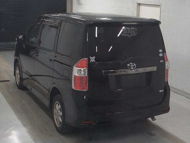 Toyota NOAH 2009 8048931-1