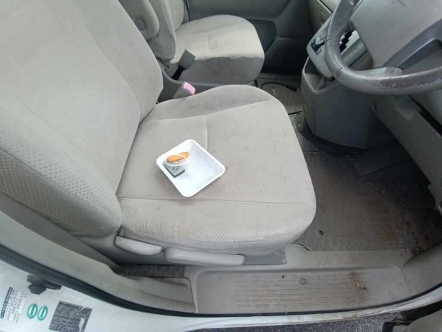 Toyota NOAH 2009 8048949-10