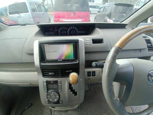 Toyota NOAH 2009 8048949-11
