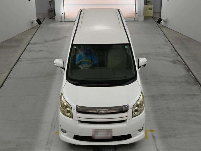Toyota NOAH 2009 8048949-7