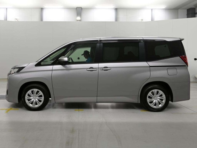 Toyota NOAH 2026 8048951-4
