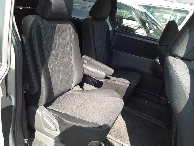 Toyota NOAH 2010 8048954-10