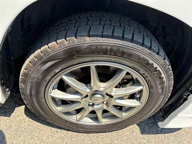 Toyota NOAH 2022 8048957-9