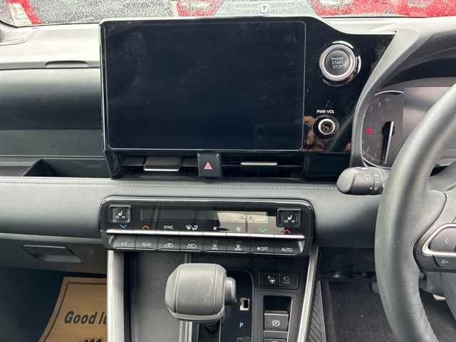 Toyota NOAH 2022 8048958-6