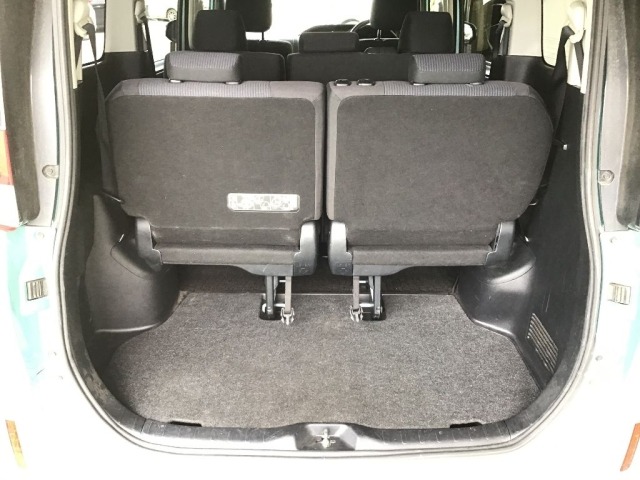 Toyota NOAH 2016 8048962-7