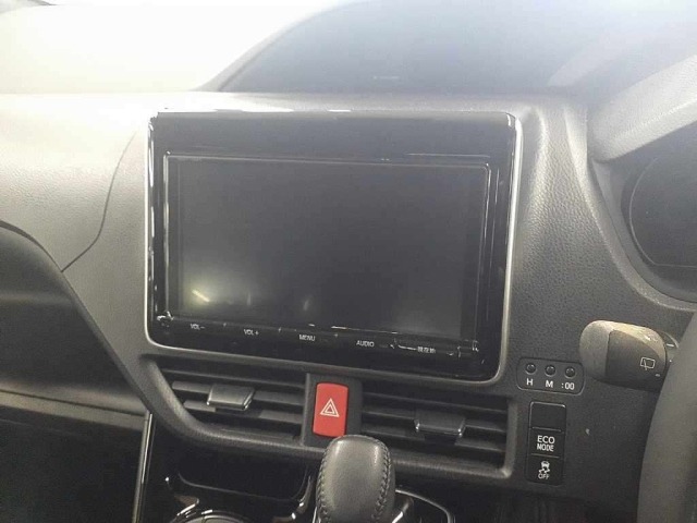 Toyota NOAH 2017 8048968-12