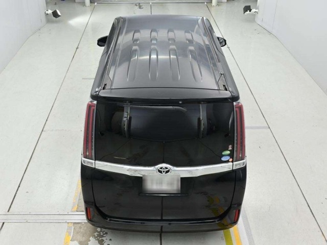 Toyota NOAH 2017 8048968-8