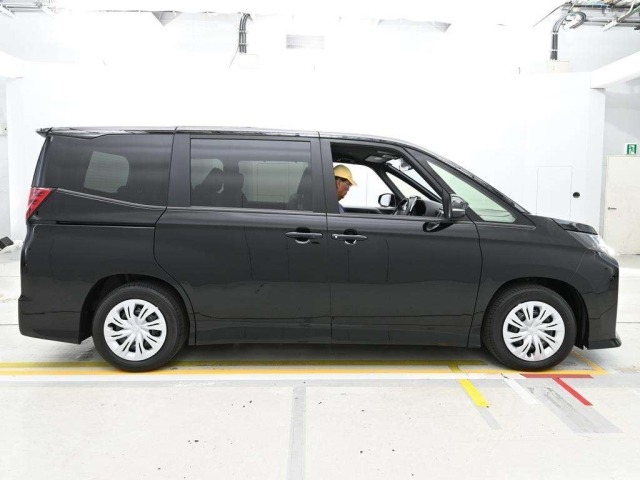 Toyota NOAH 2026 8048970-3