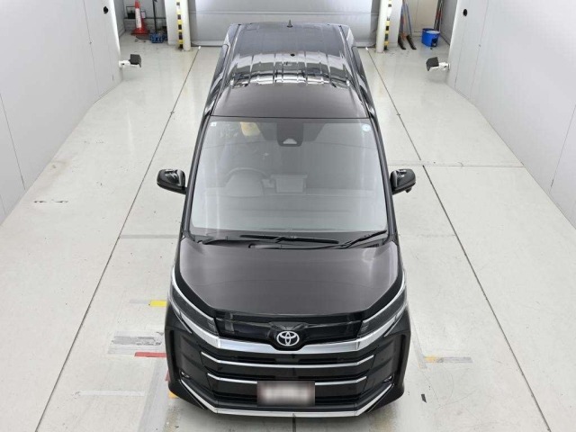 Toyota NOAH 2026 8048970-7