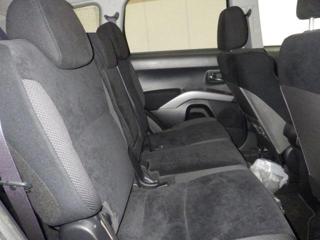 Mitsubishi OUTLANDER 2010 8040648-8