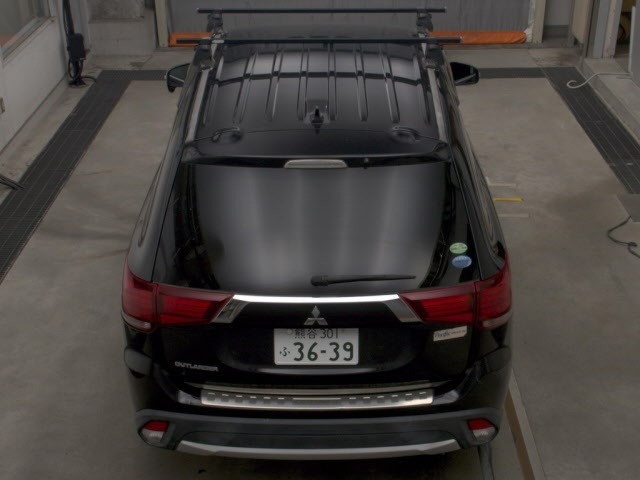 Mitsubishi OUTLANDER 2016 8040657-7