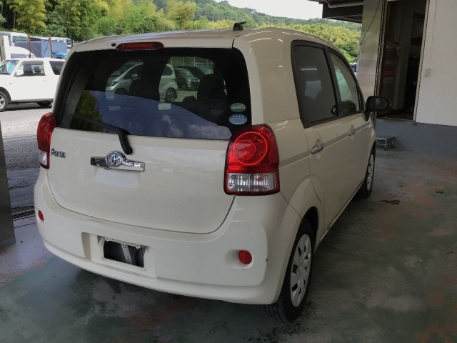 Toyota PORTE 2015 8047183-4