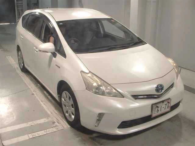 Toyota PRIUS 2013 8049468-0