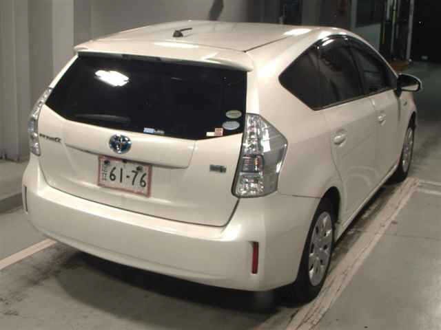 Toyota PRIUS 2013 8049468-5