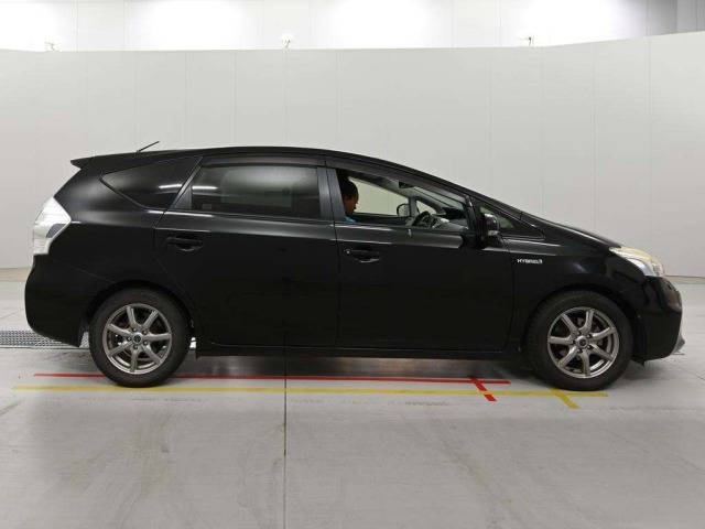 Toyota PRIUS 2012 8049482-3