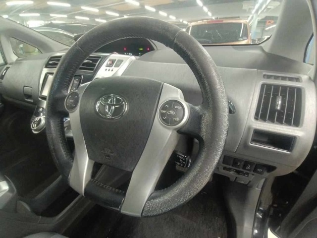 Toyota PRIUS 2012 8049482-9