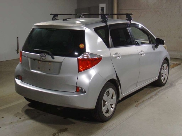 Toyota RACTIS 2011 8049623-1
