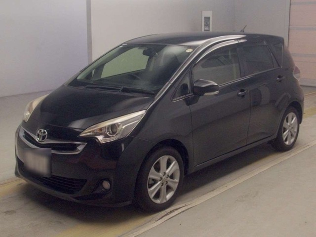 Toyota RACTIS 2014 8049624-0