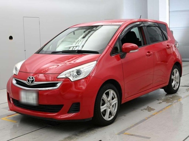 Toyota RACTIS 2016 8049632-0