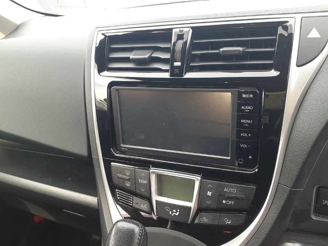 Toyota RACTIS 2016 8049632-12