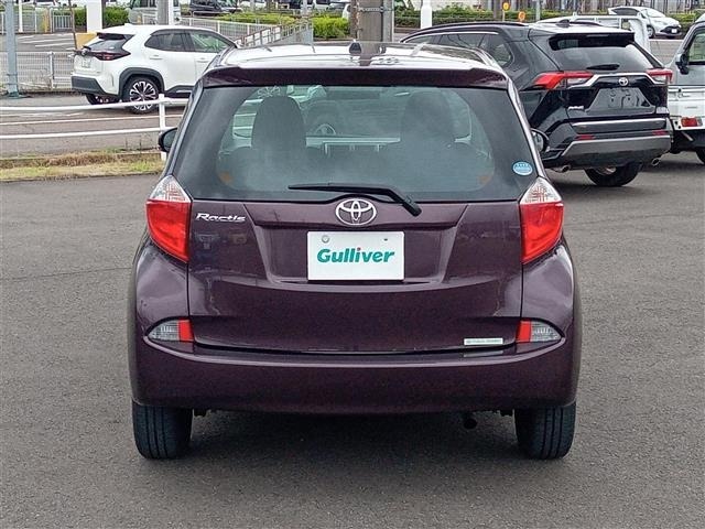 Toyota RACTIS 2012 8049639-10