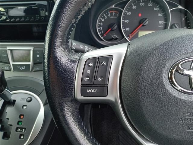 Toyota RACTIS 2012 8049639-22