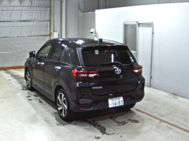 Toyota RAIZE 2020 8049010-1