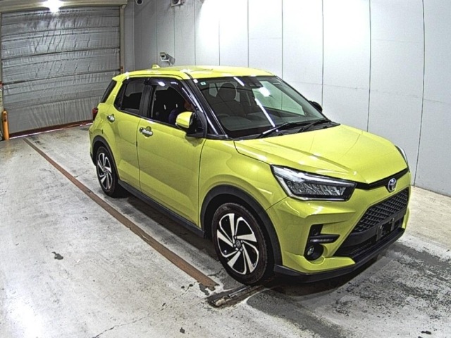 Toyota RAIZE 2021 8049012-0