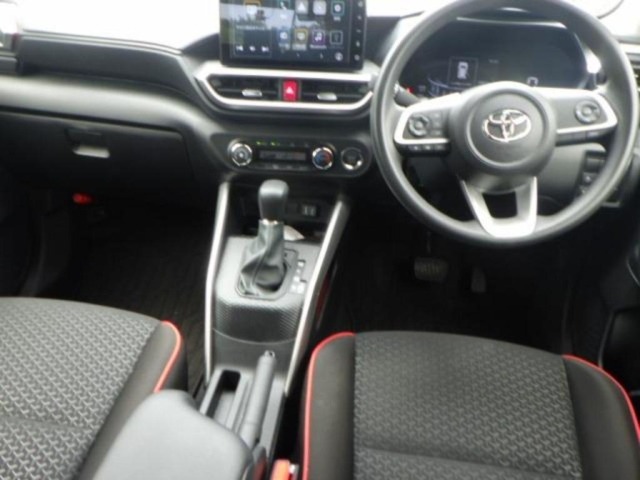 Toyota RAIZE 2022 8049015-3