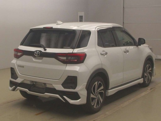 Toyota RAIZE 2021 8049018-1
