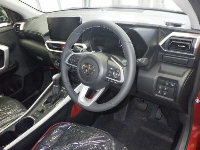Toyota RAIZE 2026 8049028-3